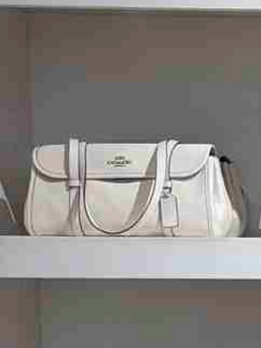 Coach Bridget Flap Shoulder Bag CDB04 Silver/Chalk Smooth grain leather🎀